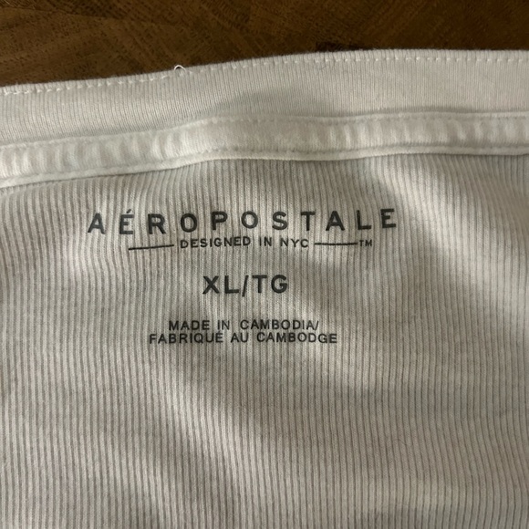 White Aeropostale Long Sleeve V-neck - Picture 4 of 5